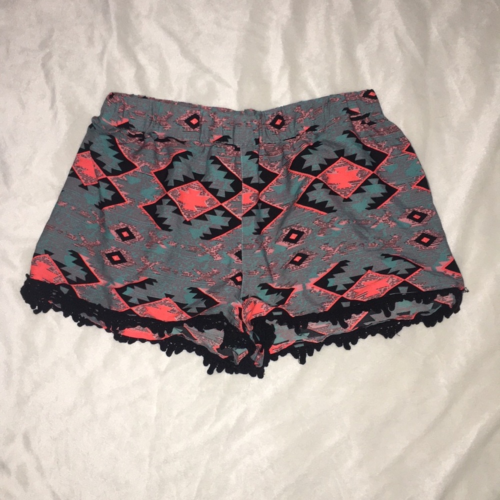 Boutique Aztec Print shorts